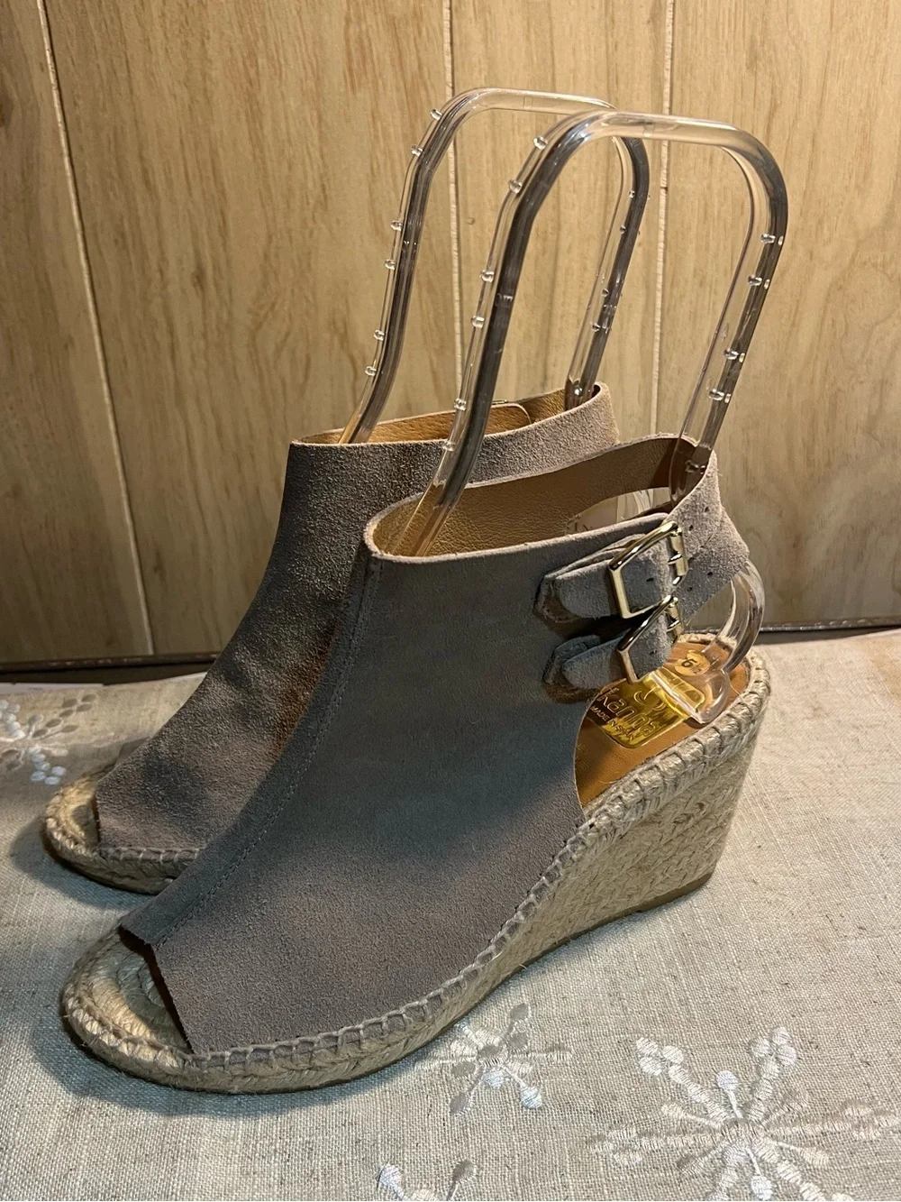 Kanna Sz 6.5 Tan Suede Espadrille Buckle Strap Wedge Sandals Made in Spain NEW
